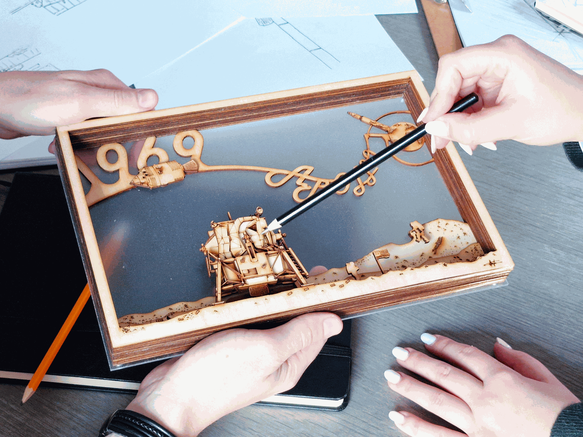 Conception en atelier Echange sur le tableau ETELETE lors de sa conception dans l'atelier Arkitorii